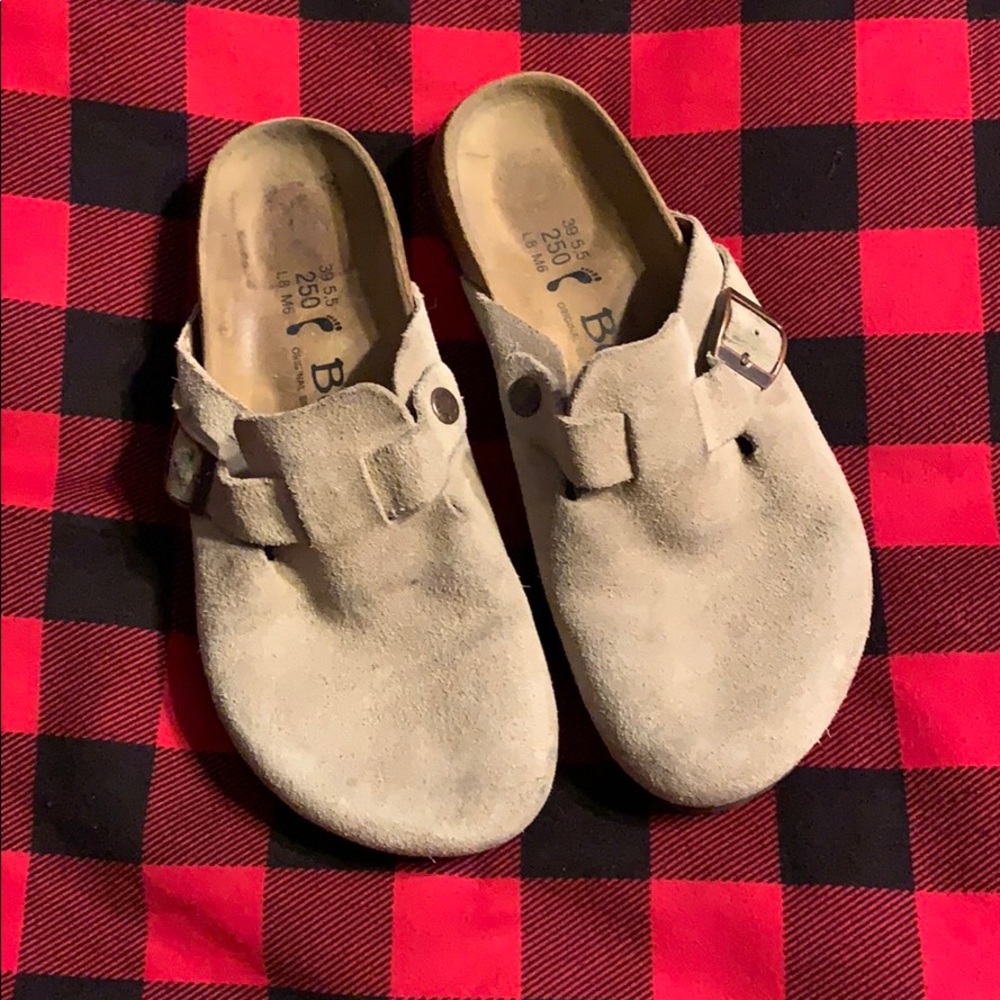 Betula Birkenstock tan suede clogs size 39 narrow